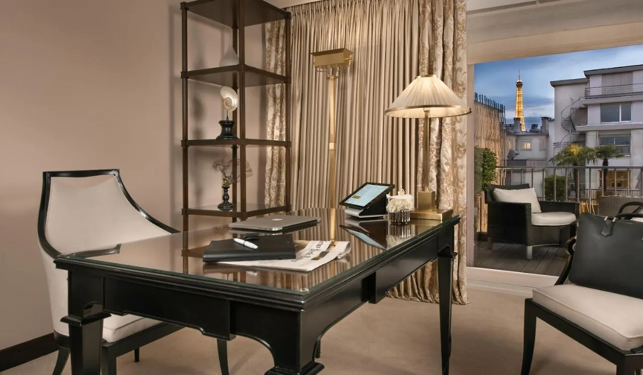 Hotel Barrière Fouquet's Paris