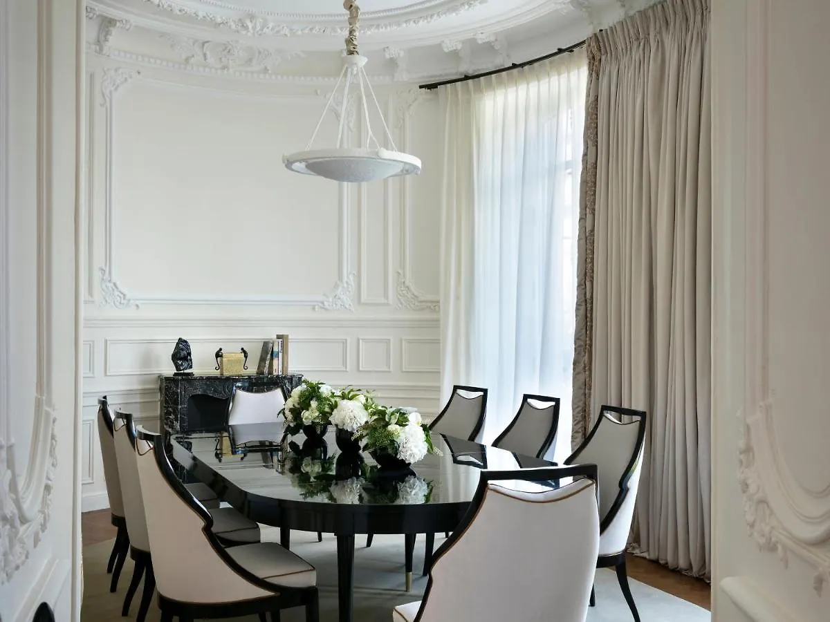 Barriere Fouquet's Otel Paris
