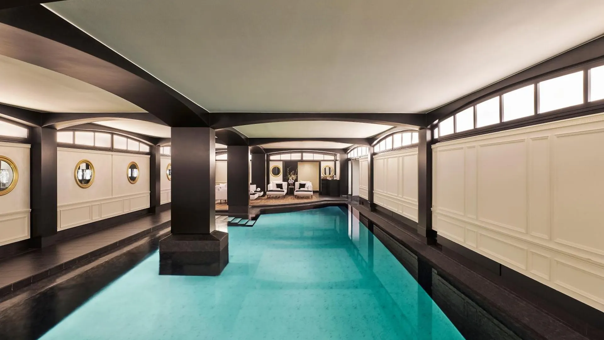 Barriere Fouquet's Otel 5*