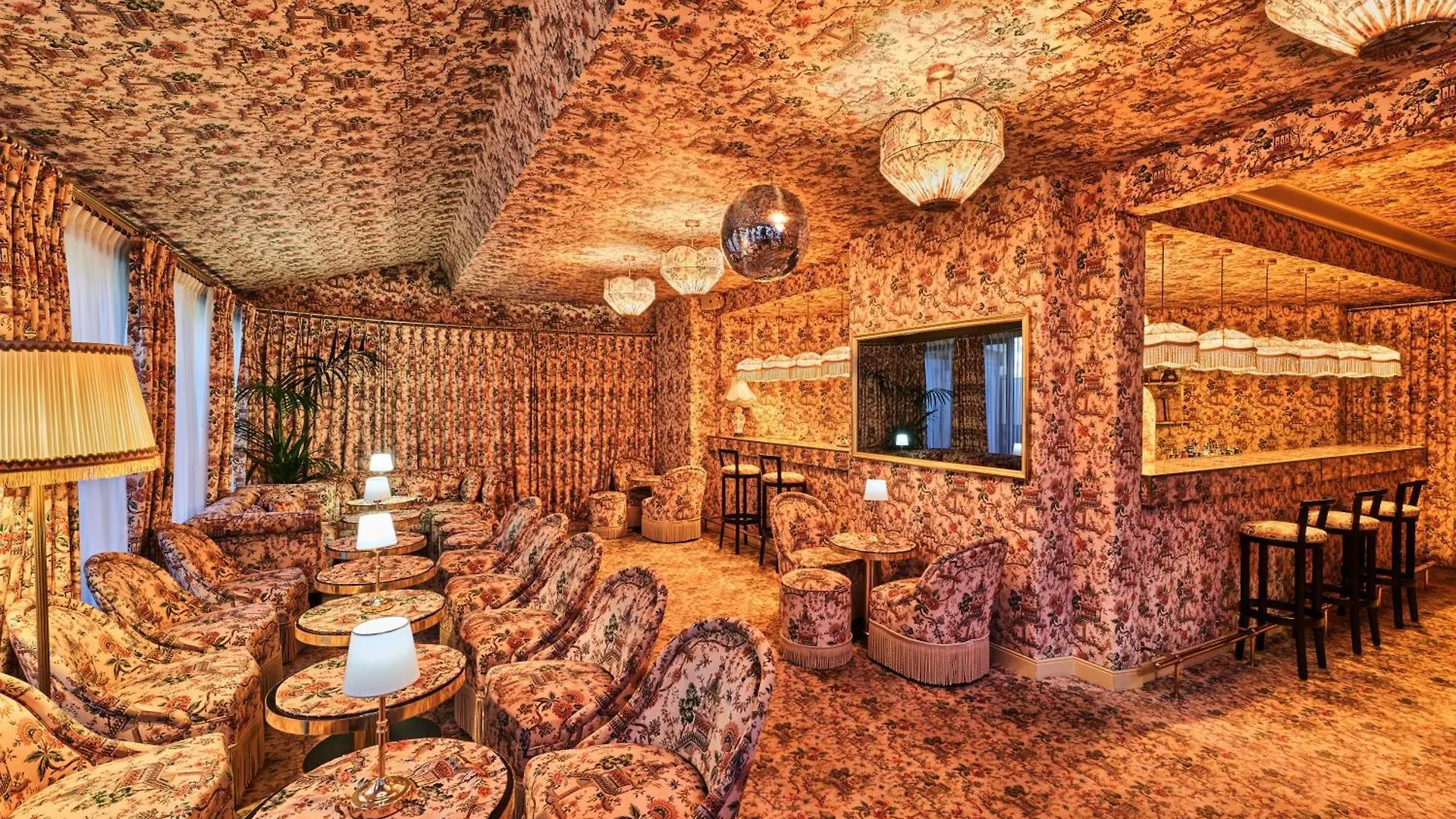 Barriere Fouquet's Paris