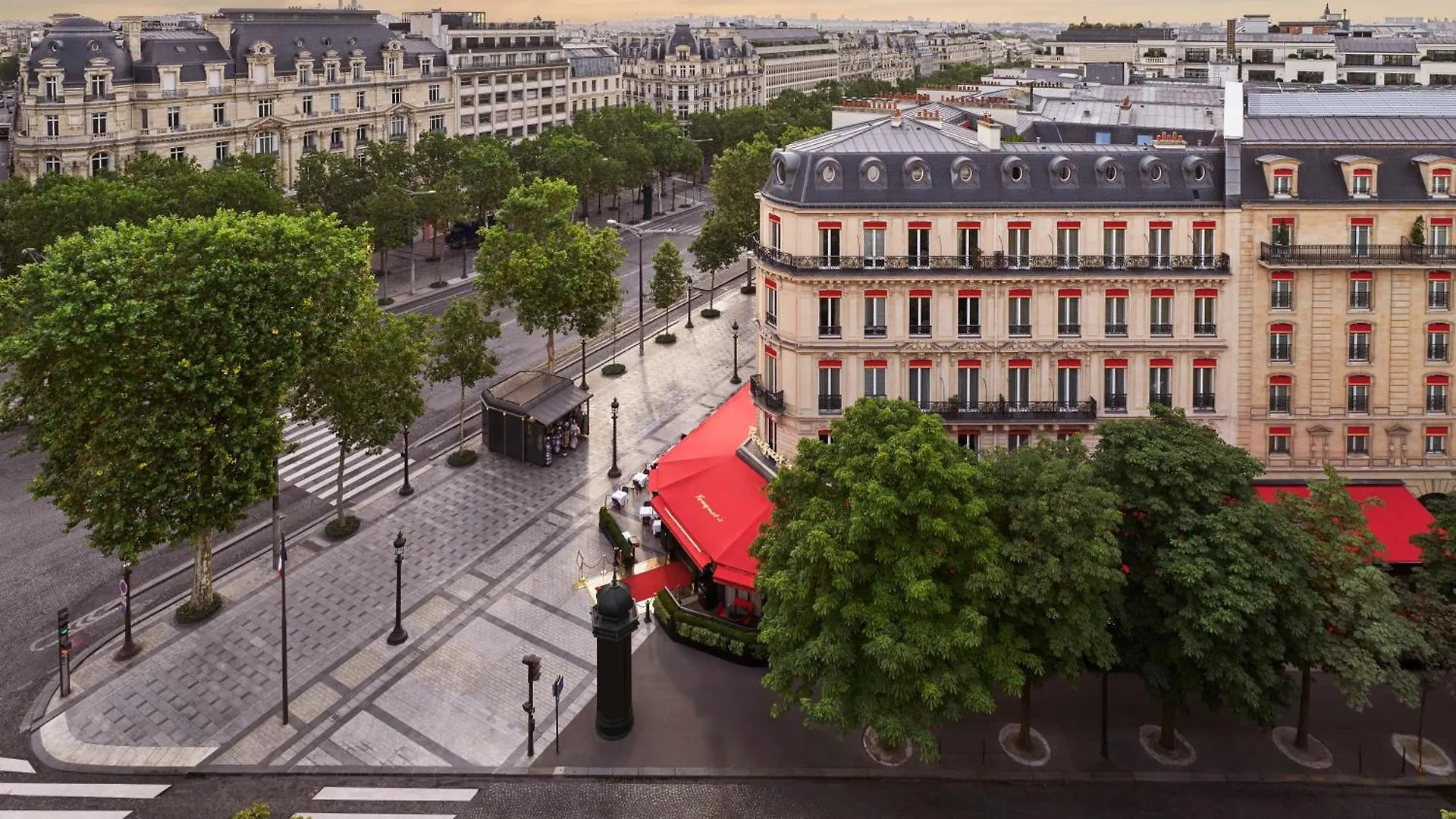 Barrière Fouquet's 5* Parigi