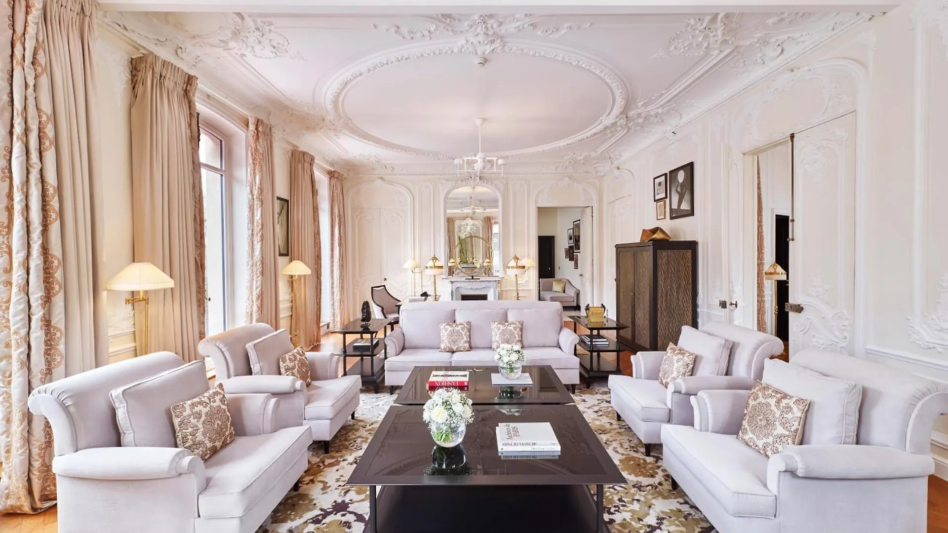 Otel Barriere Fouquet's Paris