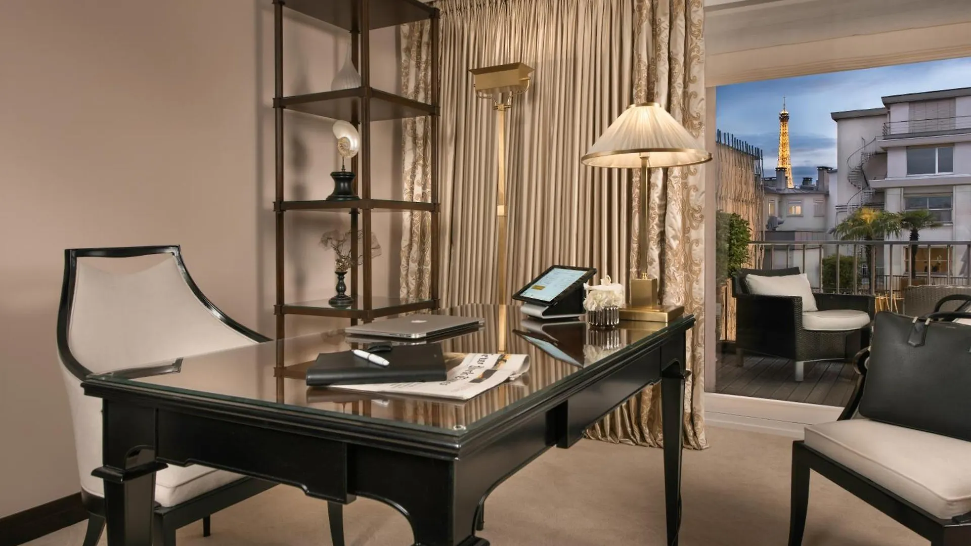 Hotel Barrière Fouquet's 5*