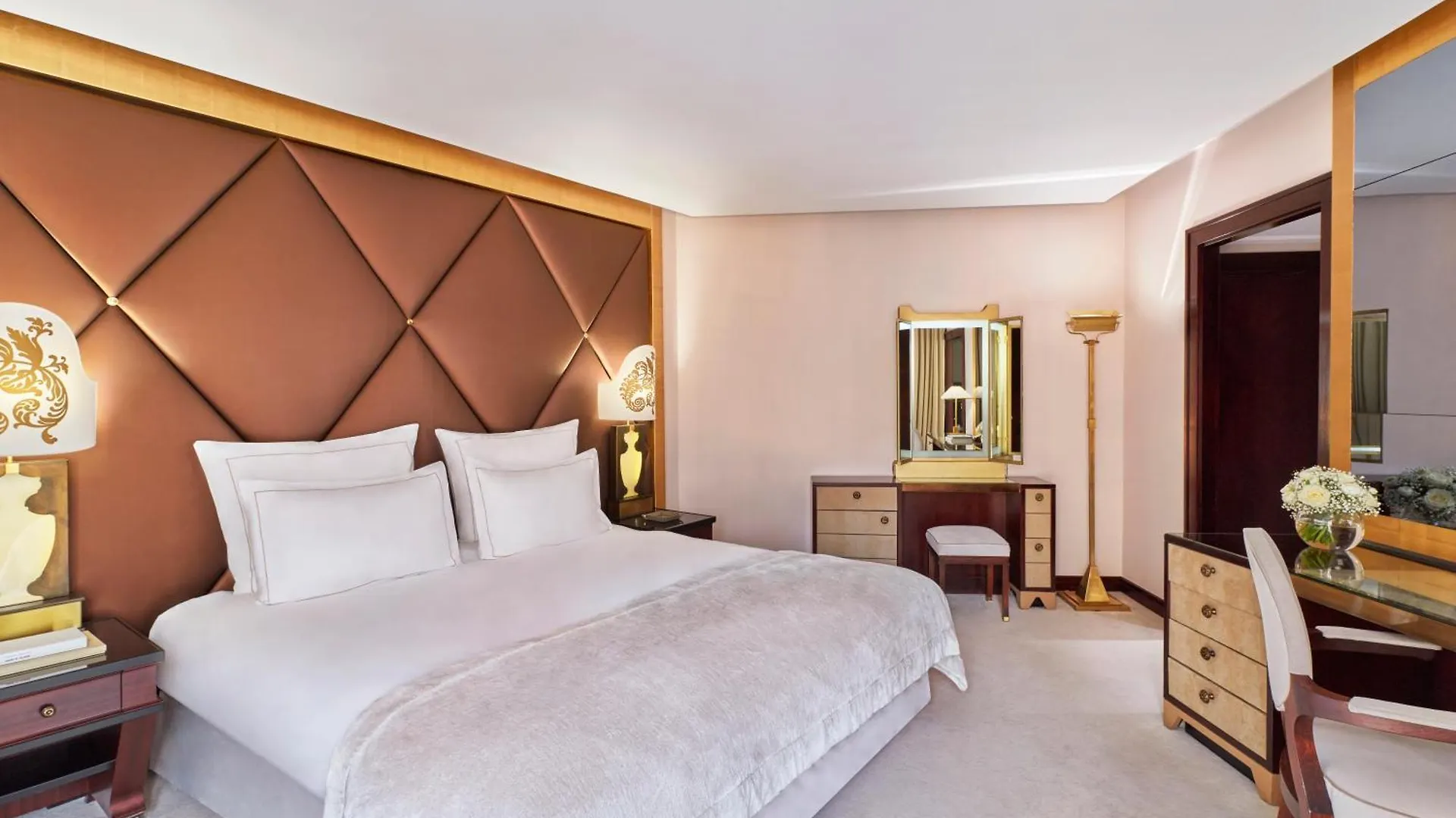 Barriere Fouquet's Paris