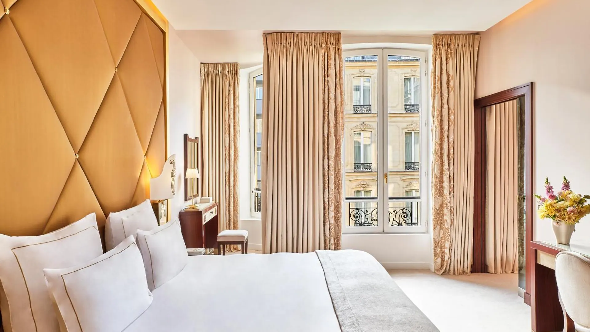 Hotel Barrière Fouquet's 5*