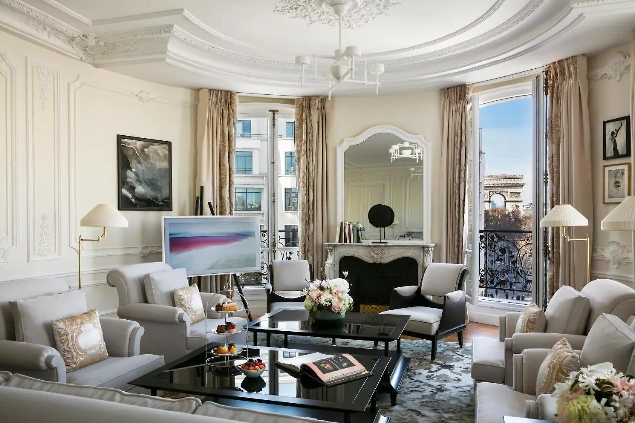 Hotel Barriere Fouquet's 5*