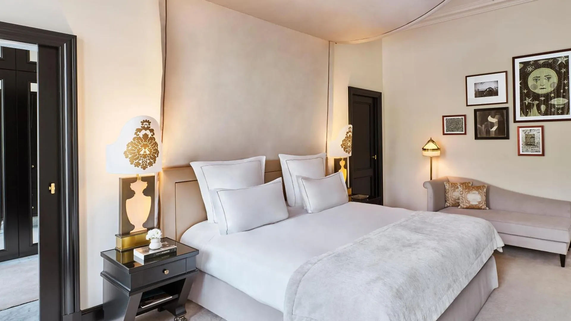 Barriere Fouquet's Hotel 5*